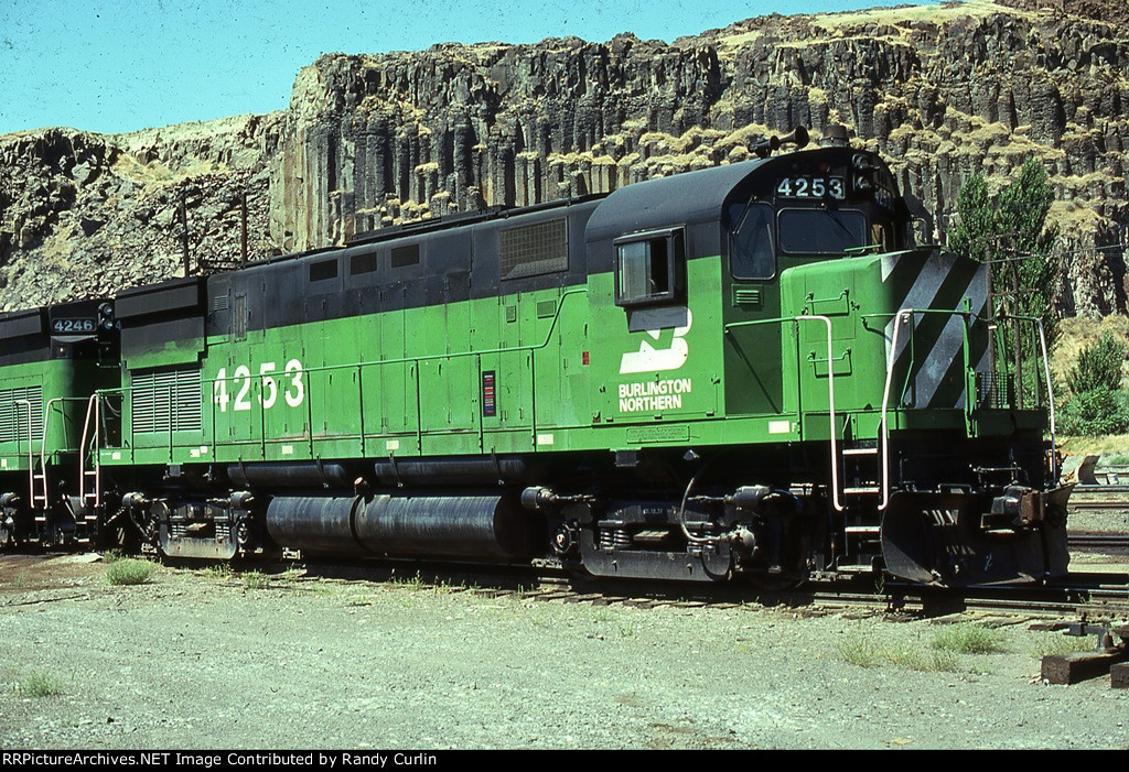 BN 4253 at Wishram